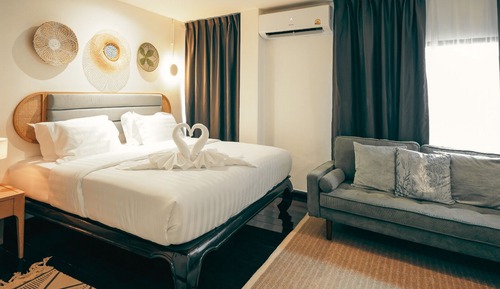 Deluxe Double or Twin Room, City View
