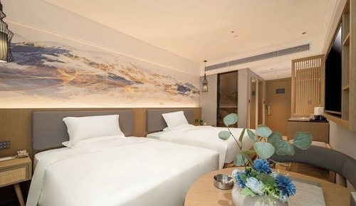 Superior Twin Room, Garden View