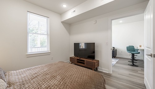 Deluxe Apartment, 1 Queen Bed with Sofa bed, Kitchen, Courtyard View