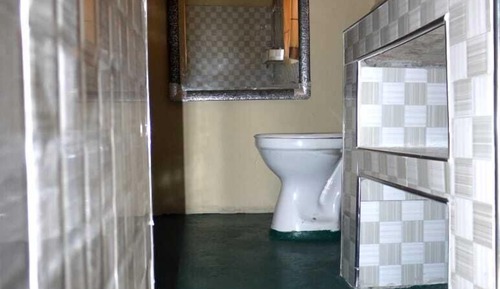 Comfort Shared Dormitory, Women only
