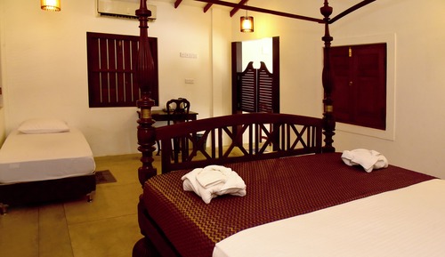 Deluxe Studio Suite