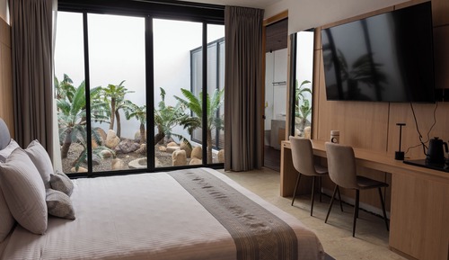 Junior Suite, Garden View