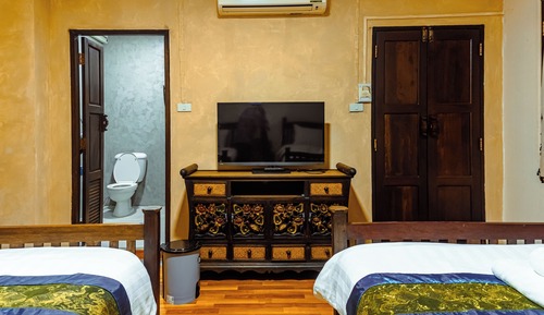 Standard Twin Room