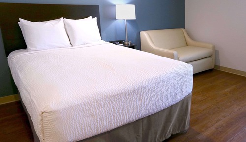 Standard Room, 1 Queen Bed, Non Smoking