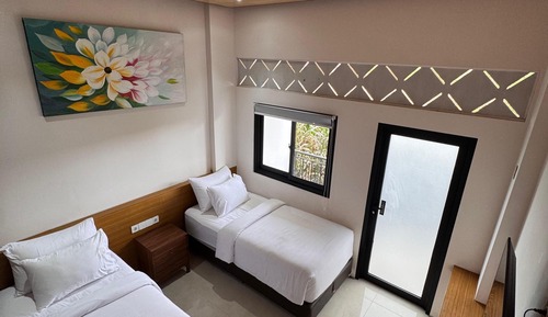 Superior Room, Balcony, Garden View