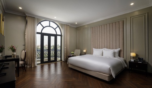 Luxury Apartment, Balcony, City View