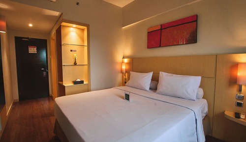 Standard Double Room, City View