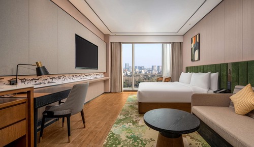 Superior Room, 1 King Bed