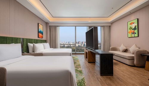 Deluxe Room, 1 King Bed