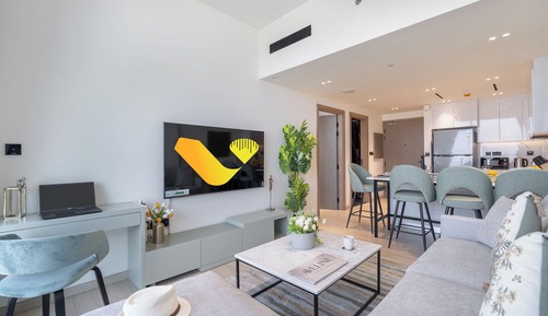 Luxury Apartment, Balcony