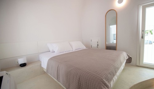 Deluxe Suite, Balcony