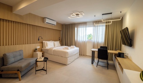 Executive Suite