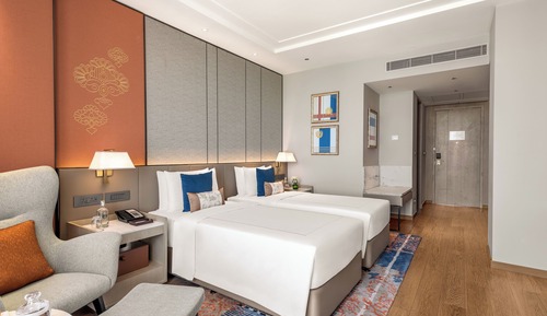 Luxury Twin Room (Grand | Runaway View)