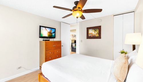 Condo, 1 Bedroom, City View (0109)
