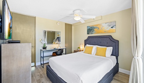 Condo, 1 Bedroom (0037)
