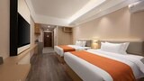 Studio Suite, City View