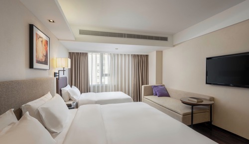 Family Triple Room, City View