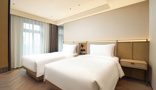 Family Suite, 2 Bedrooms, City View