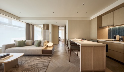 Junior Suite, 1 Double Bed with Sofa bed, Club Lounge Access