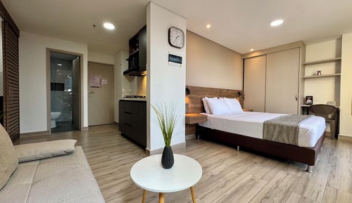 Deluxe Studio, 1 Bedroom, Balcony, City View