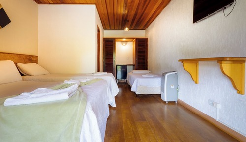 Comfort Room, Garden View