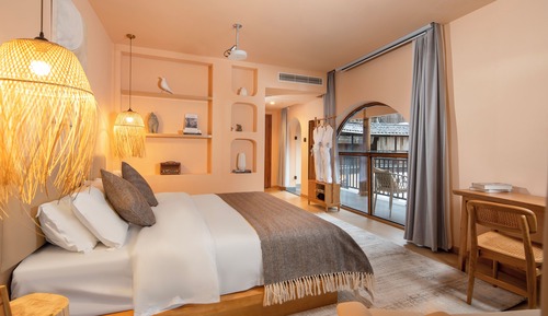 Deluxe Single Room, Patio, Mountain View