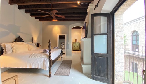 Presidential Studio Suite, Balcony, Courtyard View
