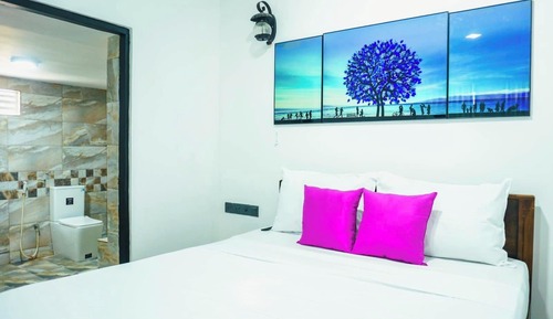 Economy Double Room, Garden View