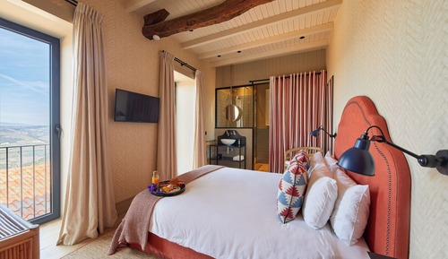 Classic Double Room, Non Smoking, Mountain View
