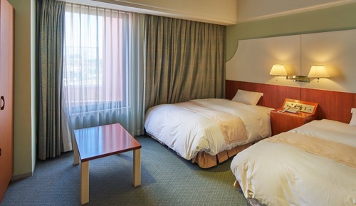 Basic Double or Twin Room, Non Smoking