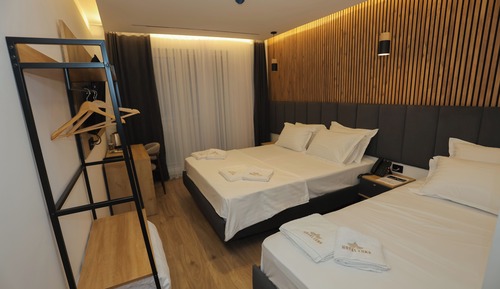 Family Triple Room, Balcony, City View