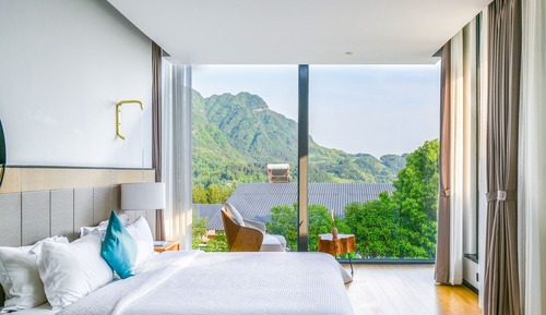 Comfort Double Room, 1 Queen Bed, Private Bathroom, Hill View