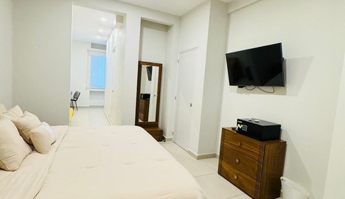 Deluxe Triple Room, City View