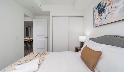 Family Condo, City View