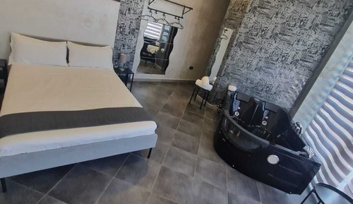 Deluxe Suite, Balcony, City View