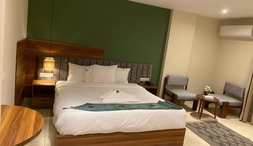 Standard Double Room, City View