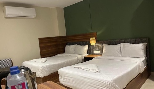 Basic Twin Room, No Windows