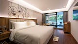 Classic Room, City View