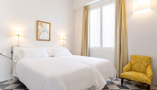 Apartment (2 Bedrooms)