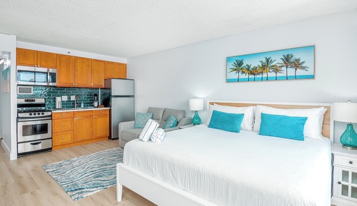 Deluxe Studio Suite