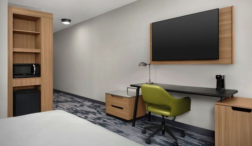 Standard Room, 1 King Bed
