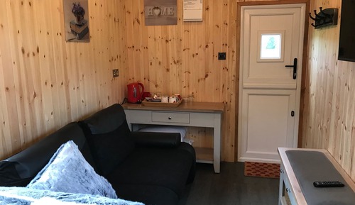 Family Shepherd Hut