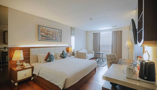 Executive King Room