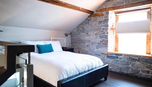 Loft Suite 1