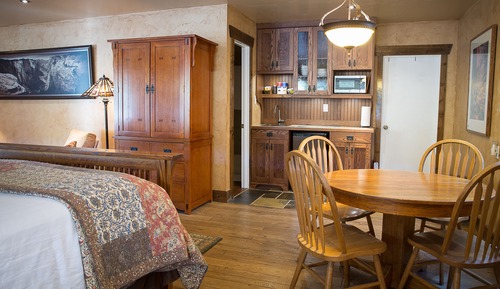 Sinewava Falls King Suite