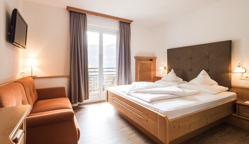 Classic Double Room, 1 Double Bed, Non Smoking, Balcony