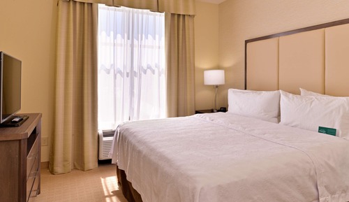 Suite, 1 King Bed, Non Smoking