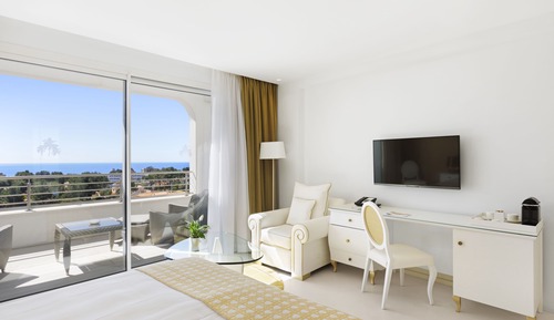 Penthouse Suite