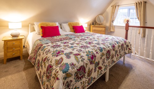 Willow Cottage - One-bedroom self-catered cottage