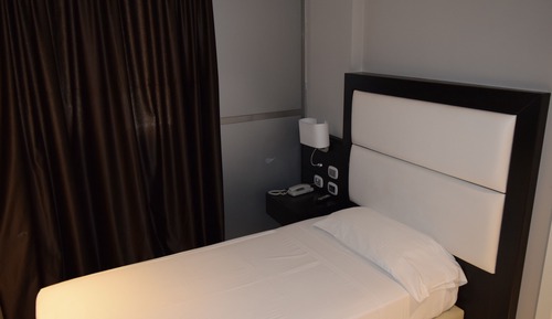 Classic Single Room